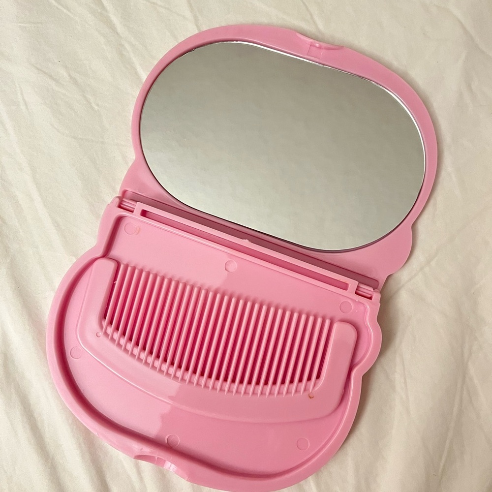Hello Kitty compact mirror - Picture 2 of 2